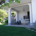 Bianca Appartamento Perledo