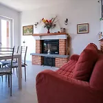 Bianca Apartment Perledo